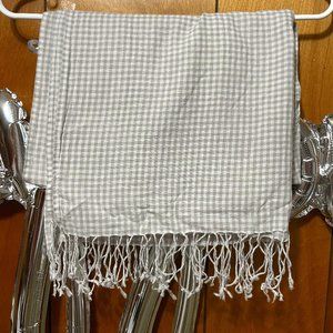 MUJI light gray cheker Scarf/Wrap
